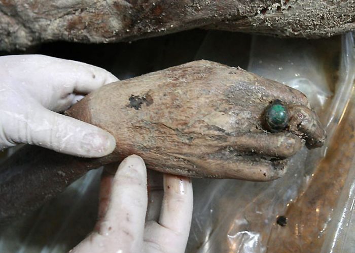 ancient mummy found