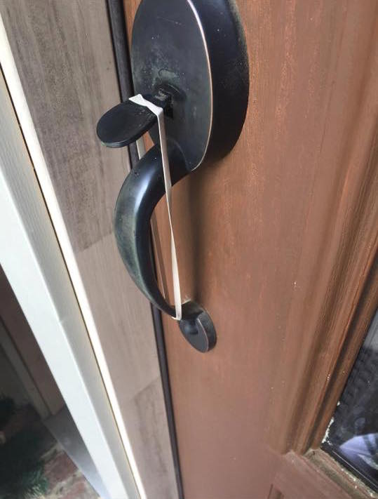 rubber band on door 2