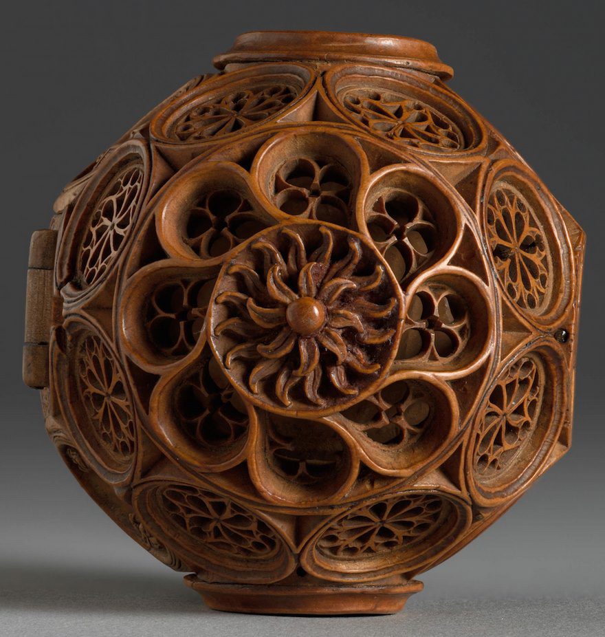 boxwood carvings 