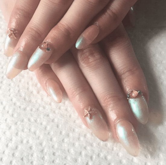 12 Luminous Nail Options That Will Make You Glow And Shimmer - Trendfrenzy